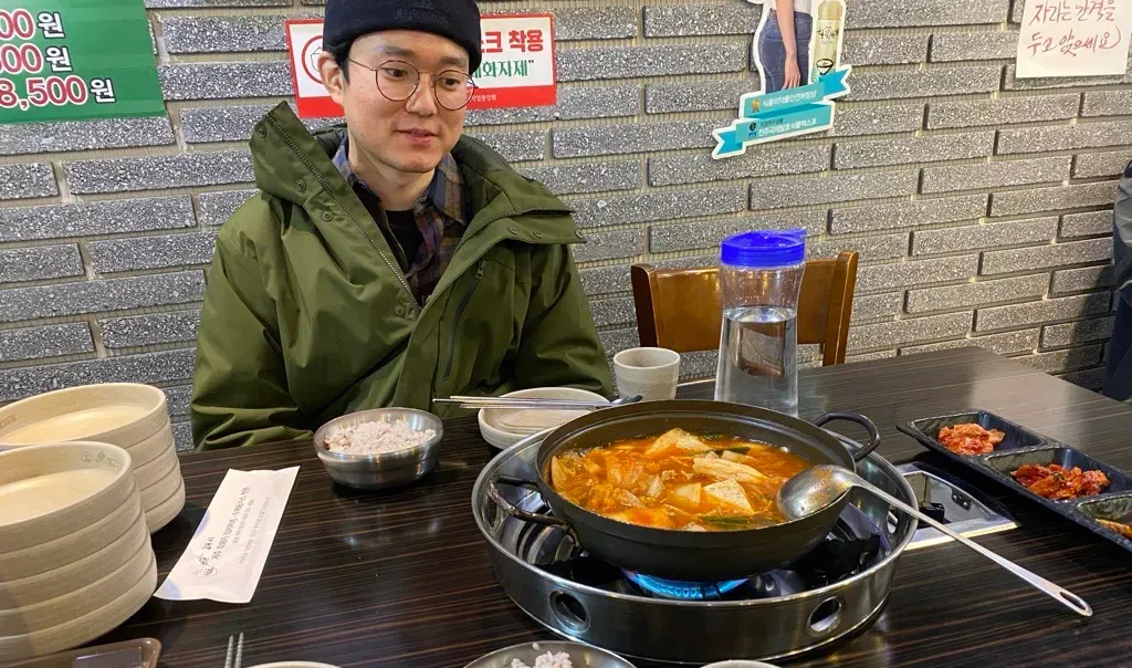 창업하면 멋있을 줄 알았죠? 현실은 고시원이었습니다